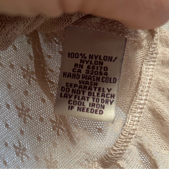 Free People  sleeveless Button-Down shirt/ Size M - Picture 5 of 6